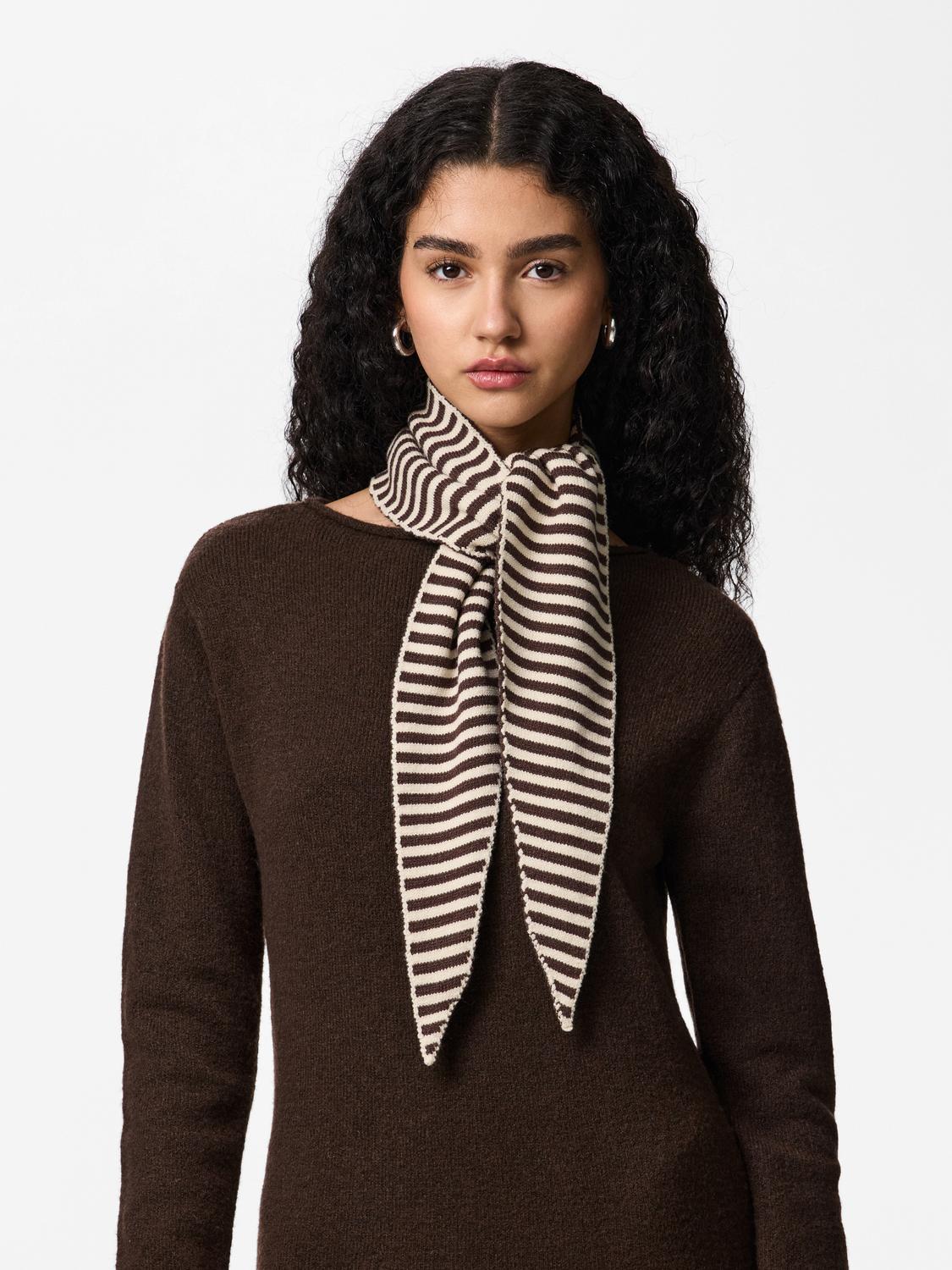 PCKOMMA Scarf - Hot Fudge - VERO MODA & VILA Bergvik